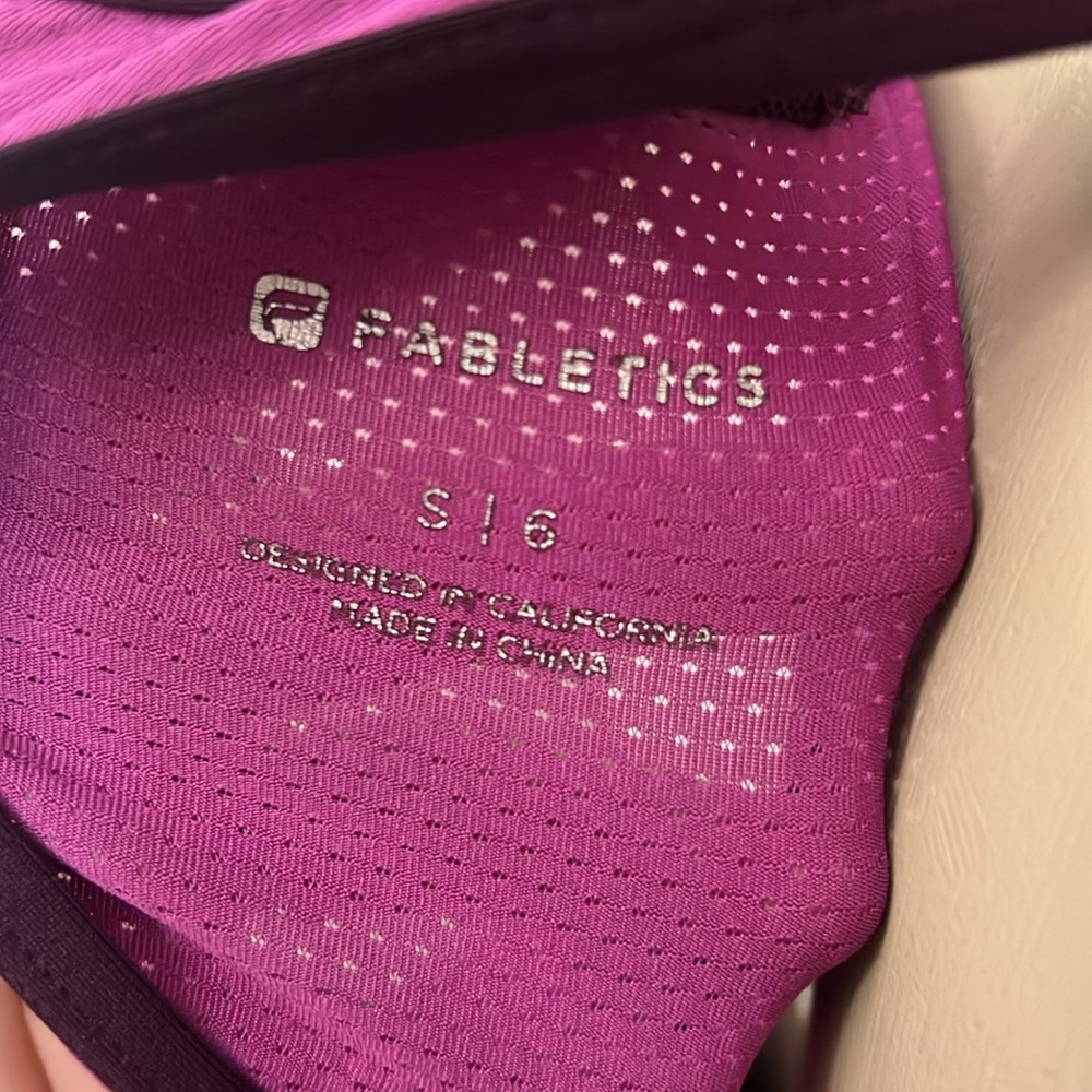Fabletics - Picture 6 of 6
